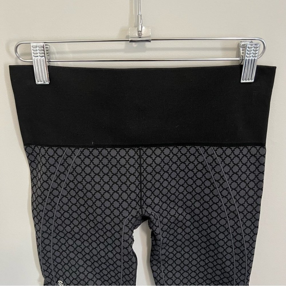 Lululemon In The Flow Crop II Seamless Leggings Heathered Deep Coal Black - Picture 11 of 13